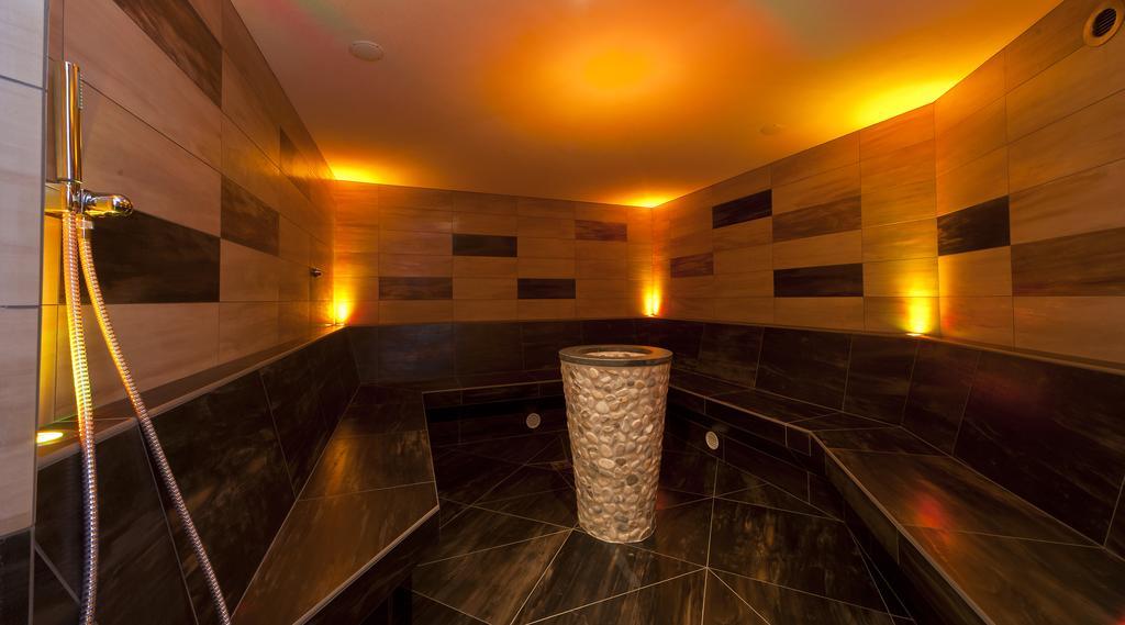 Hotel Waldhof Perca Εξωτερικό φωτογραφία