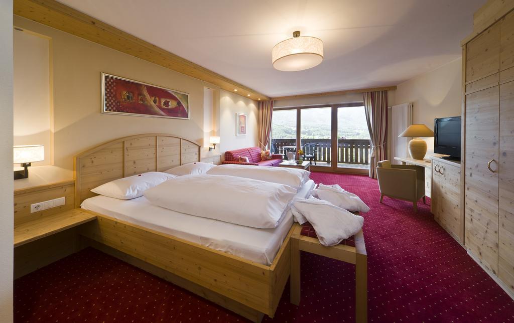 Hotel Waldhof Perca Εξωτερικό φωτογραφία